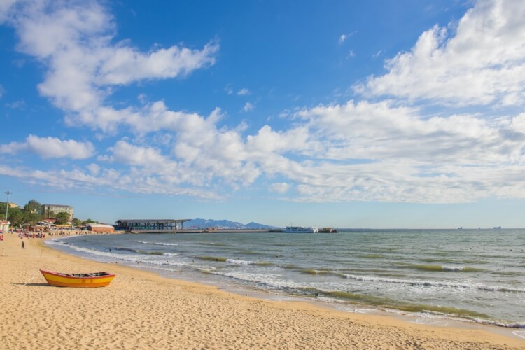 求签、转风车、抛宝牒，开启祈福新体验